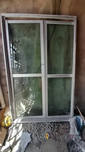 Porta de Alumínio com Vidro Duplo