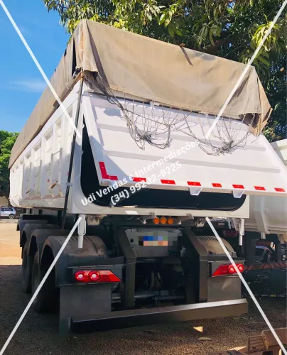 Carreta Basculante Ls 4 eixo Pastre 2011