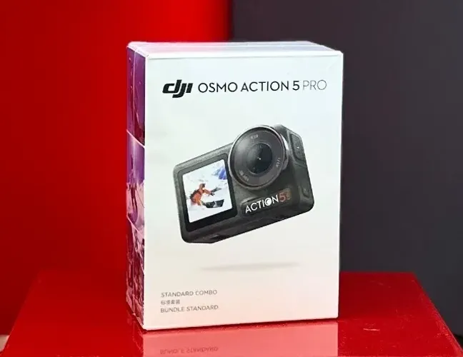 DJI Osmo Action 5 Pro- Camera de Ação - Standard Combo - 40MP Wi-Fi - Black - Produto Novo