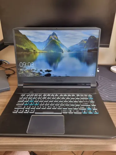 ACER TRITON 500 (2019)
