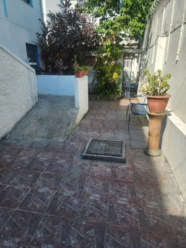 Alugo sobrado comercial