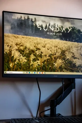 Monitor AOC 180hz + braço articulado ( com calibração)