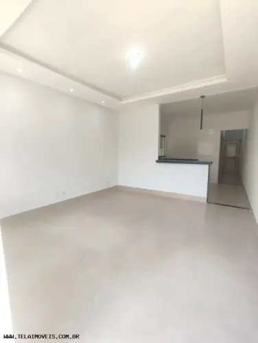 Casa para Venda em Goiânia, Parque João Braz - Cidade Industrial, 2 dormitórios, 1 suíte,