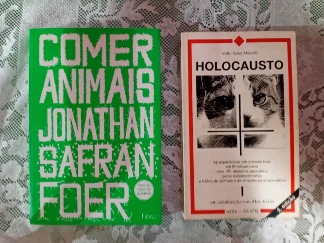 Kit 2 livros :Comer Animais' de Jonathan Safran Foer e 'Holocausto' de Milly Schär-Manzoli