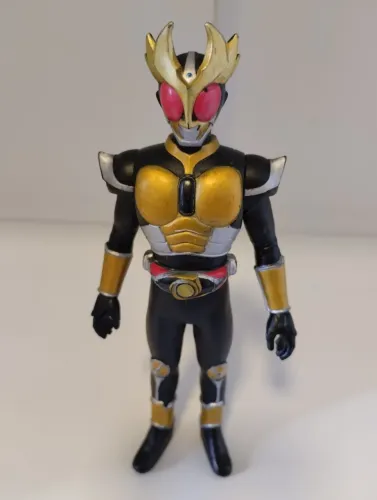 Boneco Kamen Rider Agito Bandai 17cm Usado.