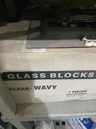Bloco de vidros  4 caixas  x 6 blocos 