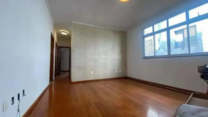 Apartamento à venda no bairro Calafate