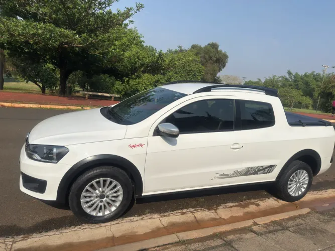 Volkswagen Saveiro Rock IN RIO 1.6 Total Flex 8V CD 2016