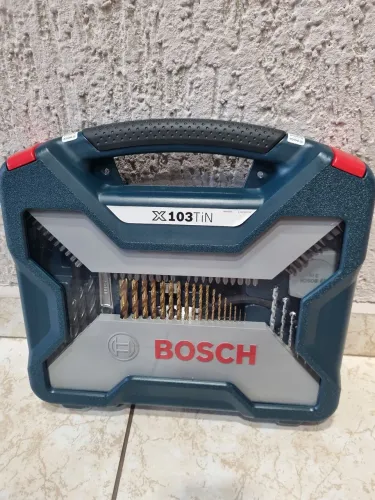 Kit Brocas Bosch de Titânio x-line 103 peças 