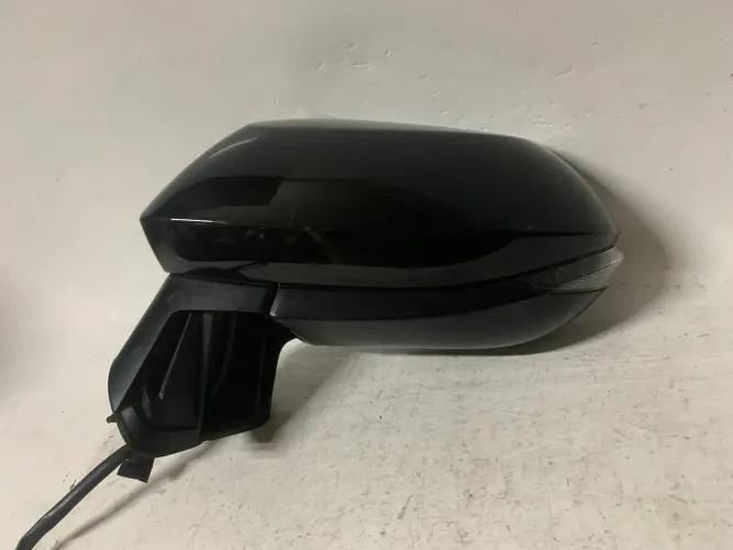 Retrovisor Corolla 20/24 retrátil falta capa debaixo l