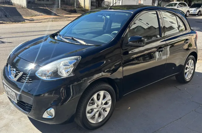 Nissan March SV 1.0 12V Flex 5P 2017