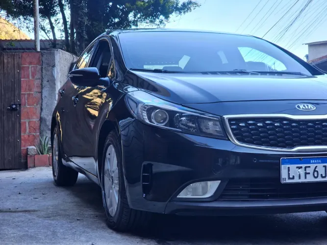 Kia Motors Cerato 1.6 16V Flex Aut. 2017