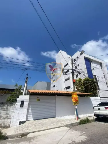 Imóvel para aluguel possui 360 metros quadrados com 4 quartos em Lagoa Nova - Natal - RN
