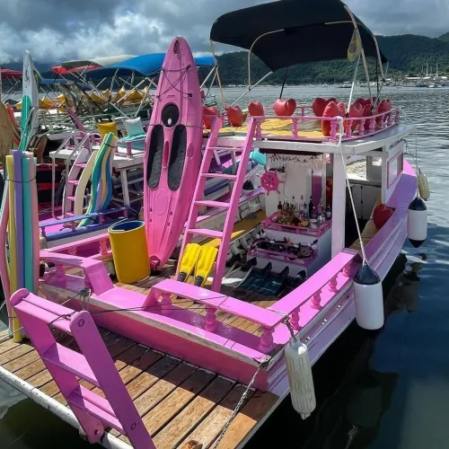 Vendo barco em Paraty