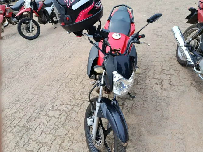 Vendo factor 2022/2023 com apenas 28.000 km