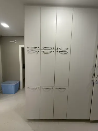 Armário escaninhos em MDF 245x95