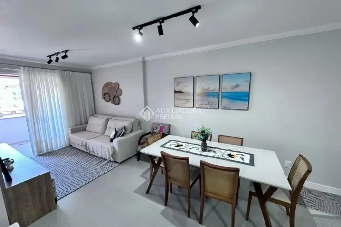 APARTAMENTO COM 03 DORMITÓRIOS(01 SUÍTE) PERTINHO DO MAR NA CACHOEIRA BOM JESUS !!