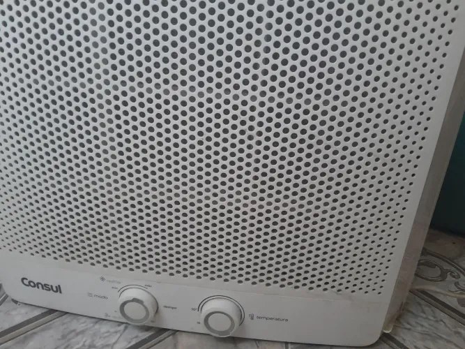 Ar-condicionado de janela Consul 7.500 BTUs<br>Modelo candidato: CCB07FB