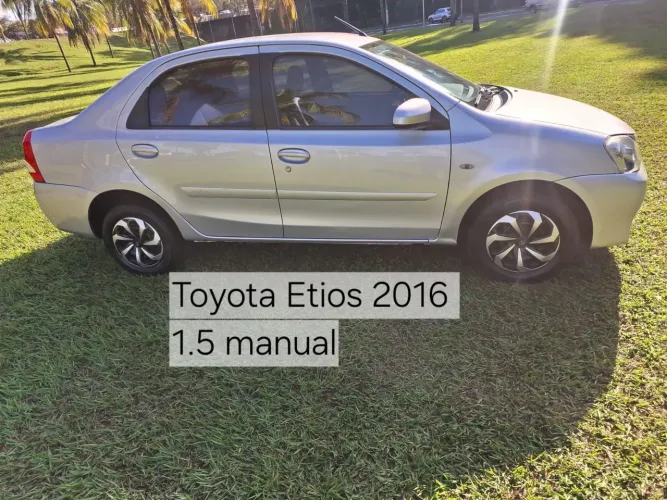 Toyota Etios XS Sedan 1.5 Flex 16V 4P Mec. 2016