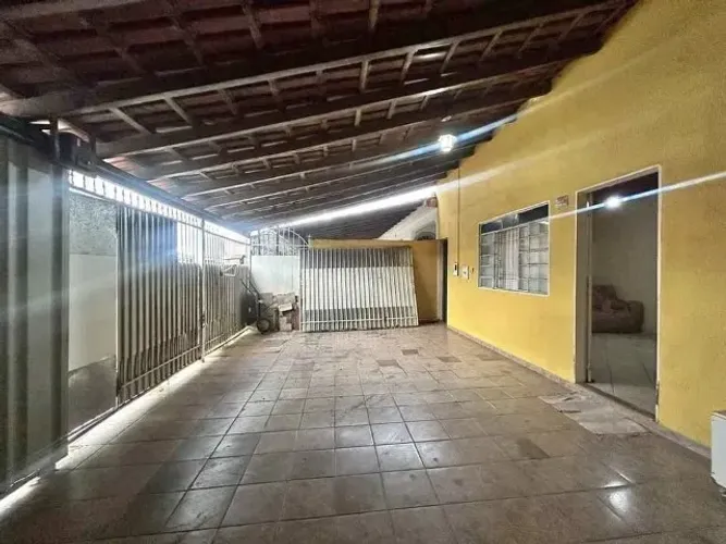 VENDO CASA EM MARIA ORTIZ
