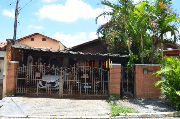 Casa com 3 dormitórios para alugar, 254 m² por R$ 4.550,00/mês - Conjunto Residencial Sant