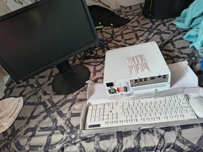 Vendo um computador completo