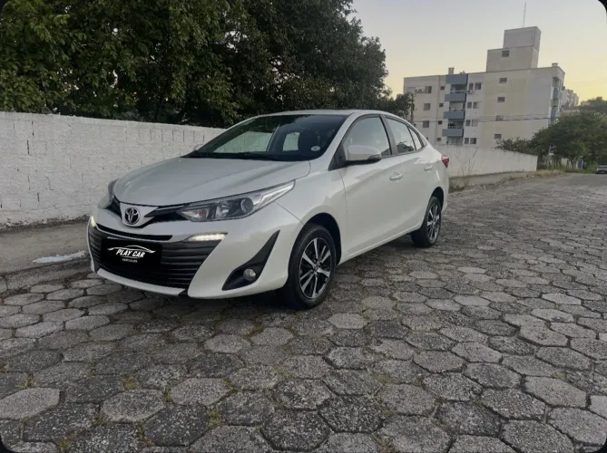 Toyota Yaris XLS Connect Sed. 1.5 Flex 16V Aut. 2020