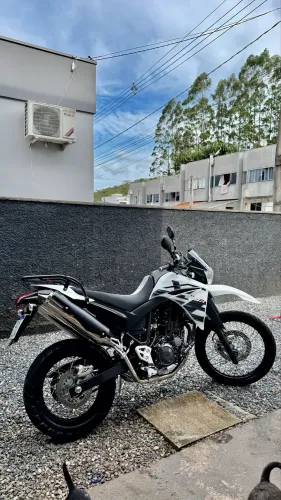 VENDE-SE XT 660R 2018