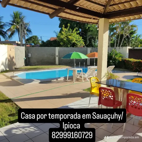 Casa com piscina na praia de Sauaçuhy!