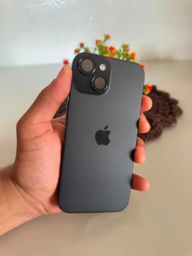 iPhone15 128G todo original