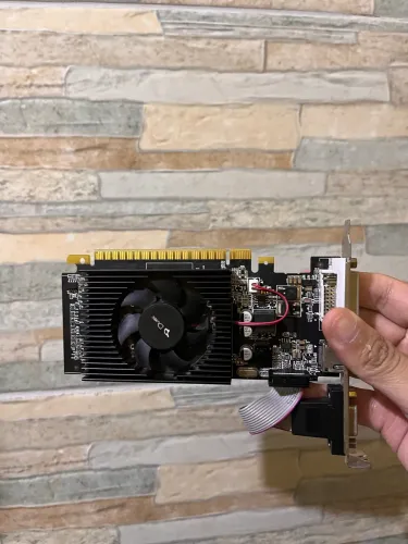 ? Kit Peças PC: Placa de Vídeo GT 730 4GB + HD 500GB WD Blue (100% Testados)
