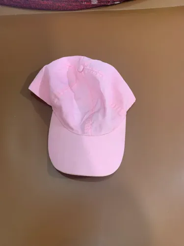 Boné rosa