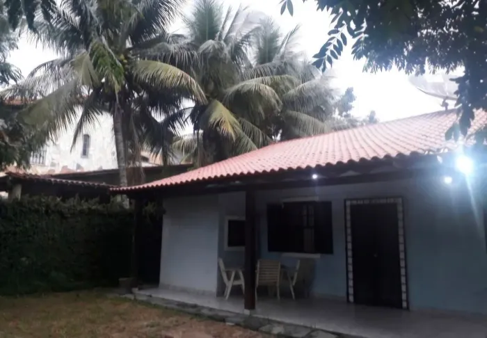 Casa na orla iguabinha ARARUAMA