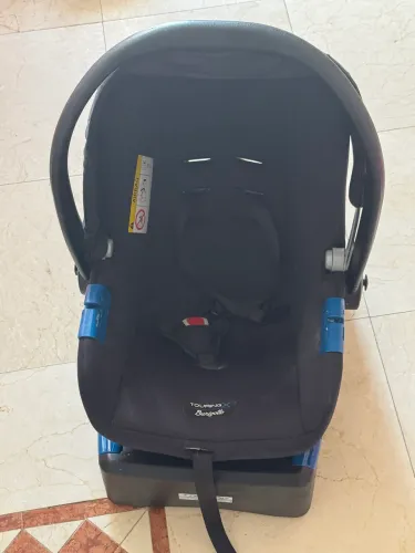 Bebê conforto touring burigotto