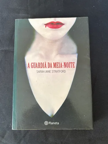 Livro A Guardiã da Meia Noite - Sarah Jane Stratford