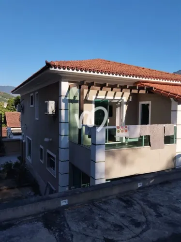 0 - Casa 6 quartos, sendo 1 suíte