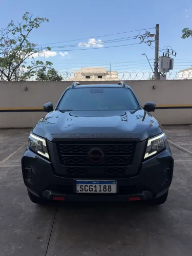 Nissan Frontier Pro4x CD 4X4 2.3 Bi-TB Die. AUT 2024