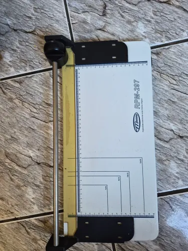 Refiladora de Papel Menno RPM-297