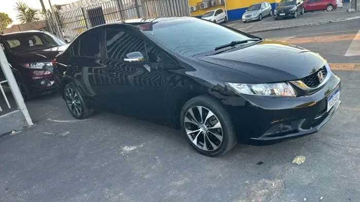 Honda Civic Sedan LXR 2.0 Flexone 16V Aut. 4P 2015