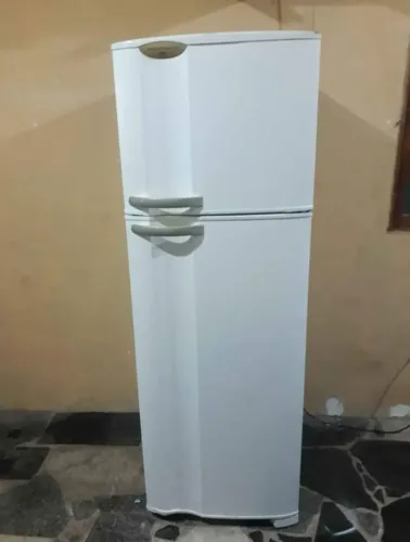 Geladeira Duplex Electrolux - 365 litros