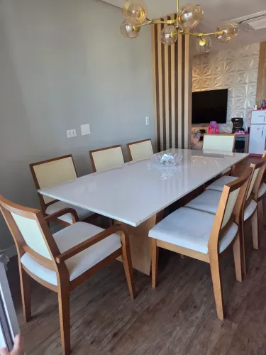 Conjunto de Mesa de Jantar 8 lugares