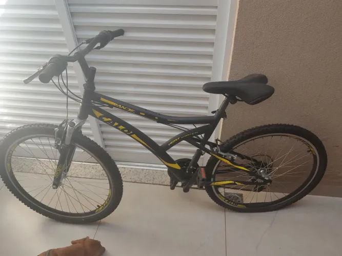 Bicicleta aro 26 e aro 16 as duas por 600 parcelo no cartão zap *