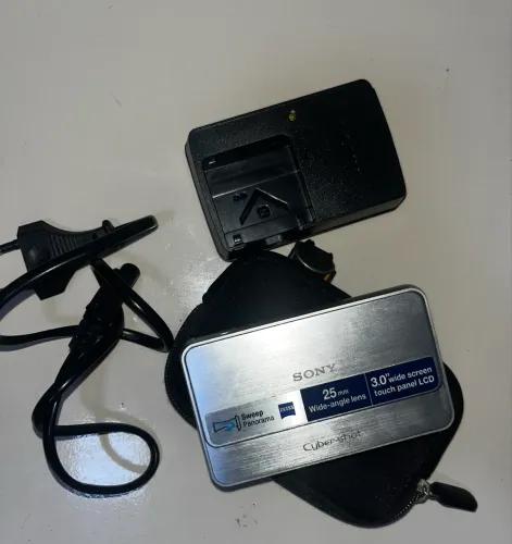 Sony Cyber-shot DSC-T99 14.1MP Completa | Bateria, Carregador, Memória e Estojo
