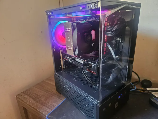 PC i5 11ª 16gb 3200 SSD + HDD RX6600 XT