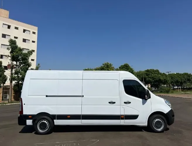 Renault Master 2.3 DCI Extra Furgão 16V Diesel 2022