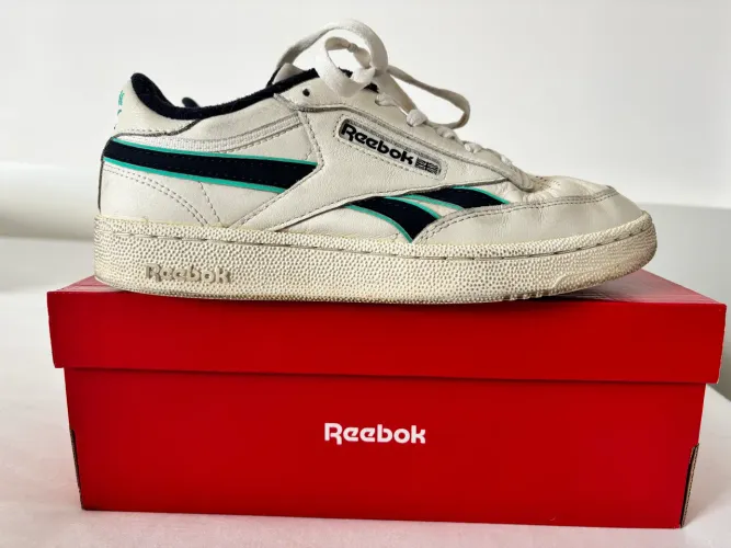 Tênis Reebok Club C Revenge - tamanho 38 BR - usado