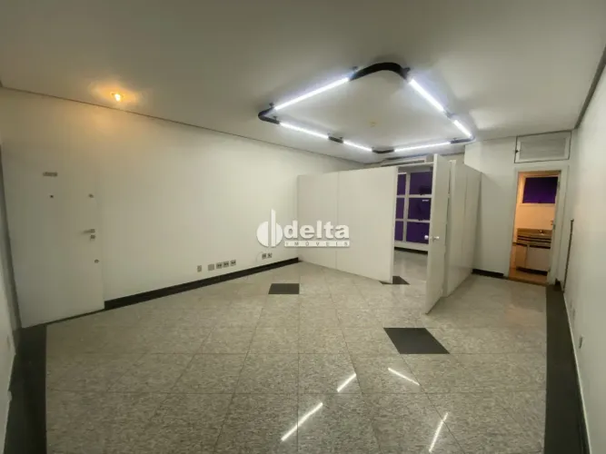 Sala disponível para locação no bairro Centro em Uberlândia-MG