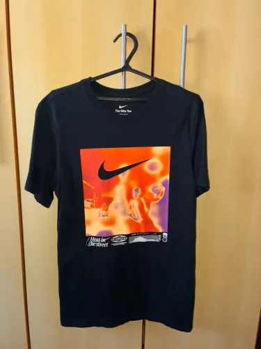 Nike "Heat in the Street" preta - P