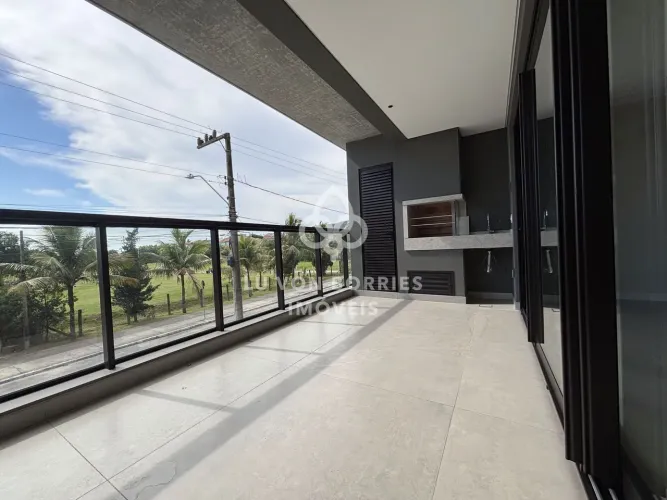 Apartamento à venda no bairro Jurerê - Florianópolis/SC