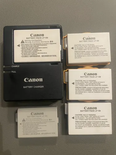 Baterias Cânon com carregador